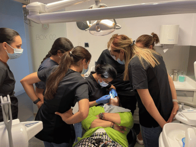 Máster en Rehabilitación Estética Oral Adhesiva en Mediana y Alta Complejidad